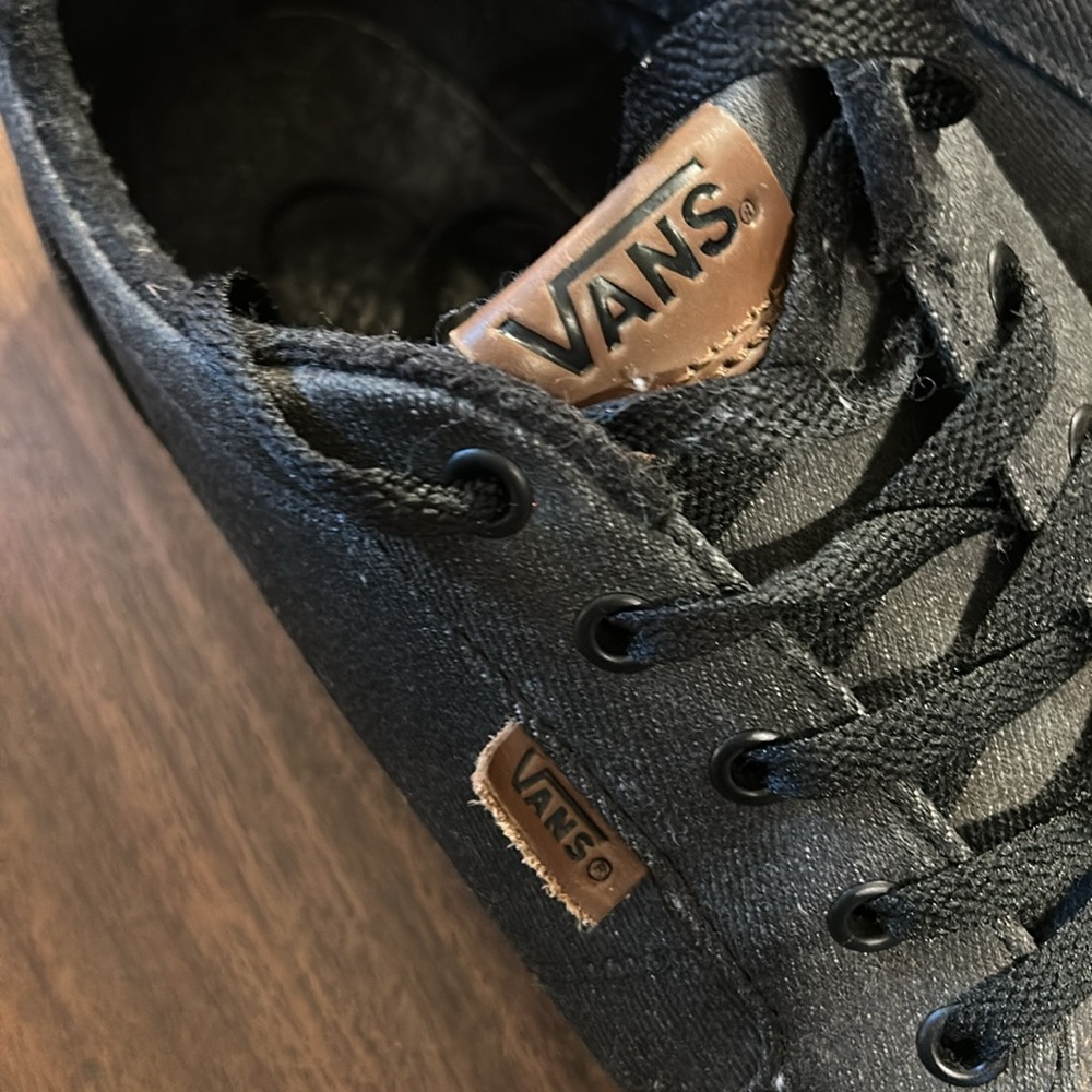 Men’s Vans Sz. 10.5 - Picture 7 of 11